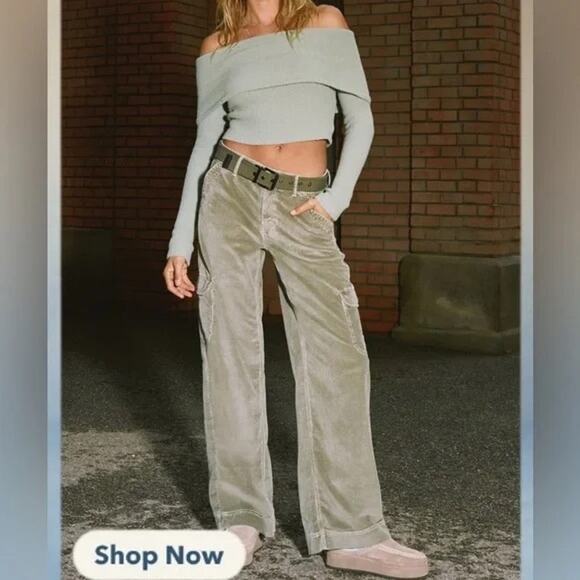 [American Eagle Outfitters] Super High Rise Baggy Wide Leg Corduroy Pants Sz 14 - Picture 1 of 11